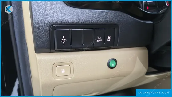 KIA CARNIVAL 9-SEATER HI-LIMOUSINE