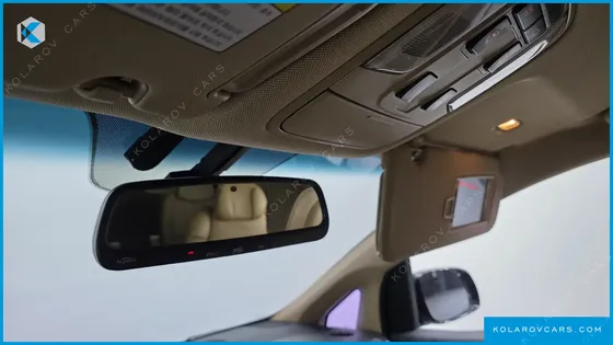 KIA CARNIVAL 9-SEATER HI-LIMOUSINE