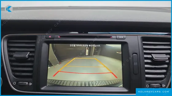 KIA CARNIVAL 9-SEATER HI-LIMOUSINE