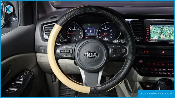 KIA CARNIVAL 11-SEATER PRESTIGE