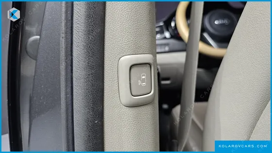 KIA CARNIVAL 11-SEATER PRESTIGE