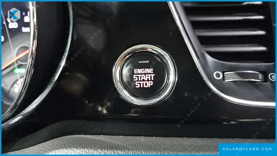 KIA CARNIVAL 11-SEATER PRESTIGE