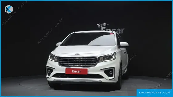 KIA CARNIVAL 9-SEATER LUXURY
