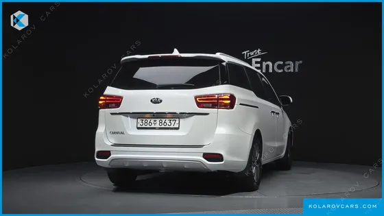 KIA CARNIVAL 9-SEATER LUXURY