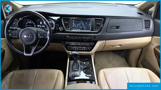 KIA CARNIVAL GASOLINE 9-SEATER HI-LIMOUSINE