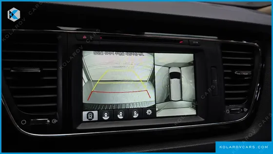 KIA CARNIVAL GASOLINE 9-SEATER HI-LIMOUSINE