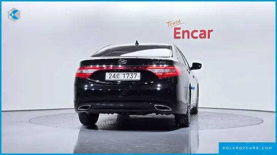 HYUNDAI GRANDEUR HG240 MODERN