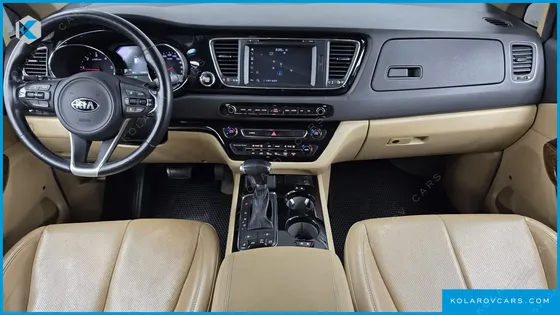 KIA CARNIVAL 9-SEATER HI-LIMOUSINE