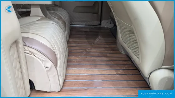 KIA CARNIVAL 9-SEATER NOBLESSE SPECIAL