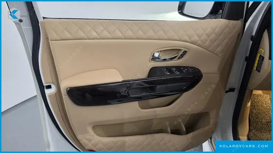 KIA CARNIVAL 9-SEATER NOBLESSE SPECIAL