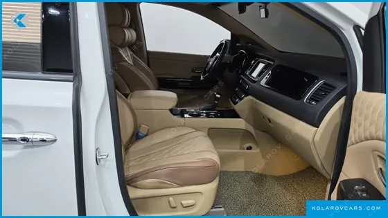 KIA CARNIVAL 9-SEATER NOBLESSE SPECIAL
