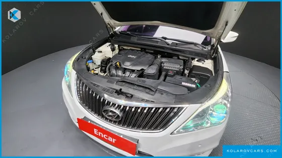 HYUNDAI GRANDEUR HG240 MODERN
