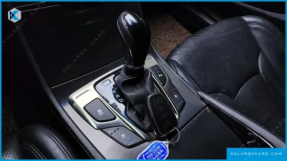 HYUNDAI GRANDEUR HG240 MODERN