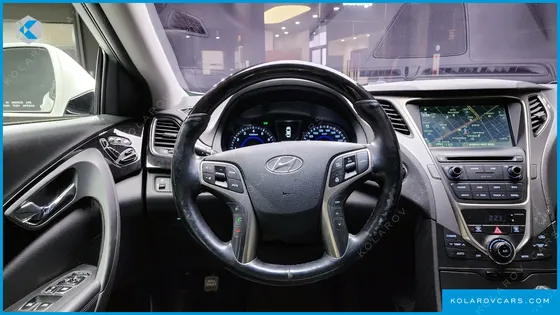 HYUNDAI GRANDEUR HG240 MODERN