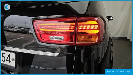 KIA CARNIVAL 9-SEATER NOBLESSE SPECIAL