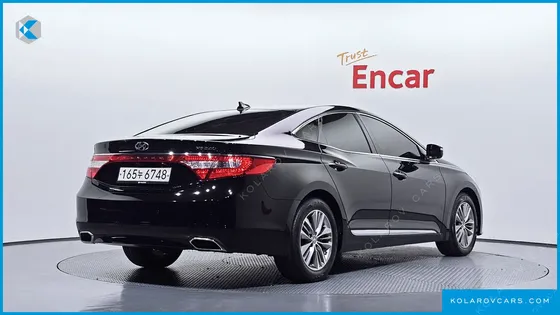 HYUNDAI GRANDEUR HG240 MODERN COLLECTION