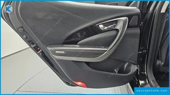 HYUNDAI GRANDEUR HG240 MODERN COLLECTION