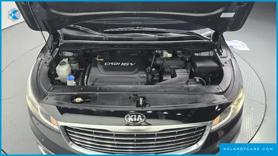 KIA CARNIVAL 9-SEATER NOBLESSE