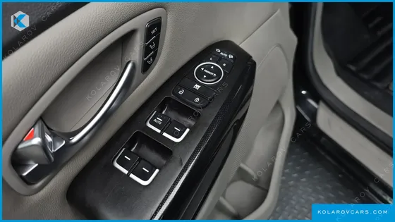 KIA CARNIVAL 9-SEATER NOBLESSE