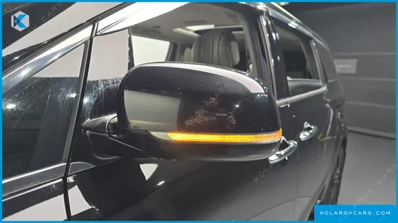 KIA CARNIVAL 9-SEATER NOBLESSE