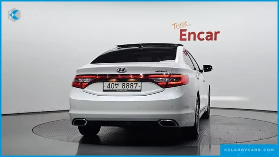 HYUNDAI GRANDEUR HG240 MODERN