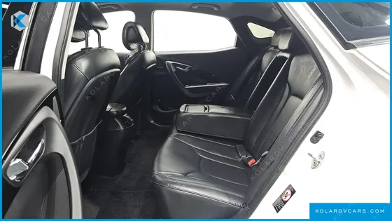 HYUNDAI GRANDEUR HG240 MODERN