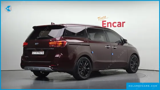 KIA CARNIVAL GASOLINE 9-SEATER NOBLESSE SPECIAL