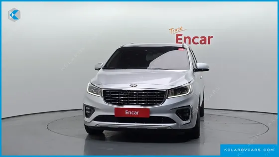 KIA CARNIVAL 9-SEATER NOBLESSE