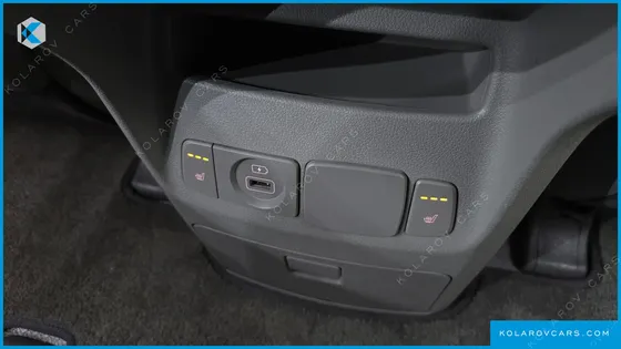 KIA CARNIVAL 9-SEATER NOBLESSE