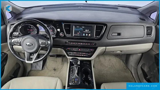 KIA CARNIVAL 9-SEATER PRESTIGE
