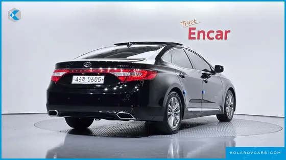 HYUNDAI GRANDEUR HG240 MODERN