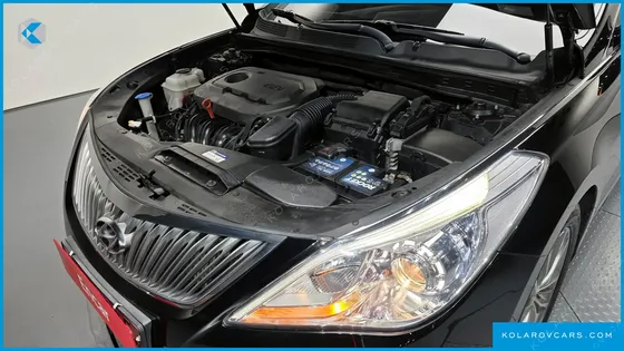 HYUNDAI GRANDEUR HG240 MODERN