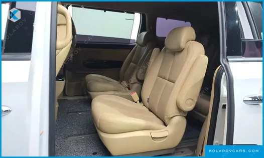 KIA CARNIVAL GASOLINE 9-SEATER NOBLESSE SPECIAL