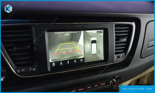 KIA CARNIVAL GASOLINE 9-SEATER NOBLESSE SPECIAL