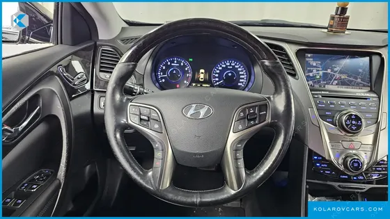 HYUNDAI GRANDEUR HG300 NOBLE
