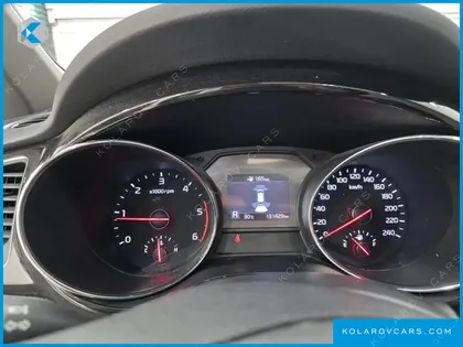 KIA CARNIVAL 9-SEATER NOBLESSE SPECIAL