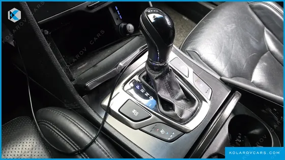 HYUNDAI GRANDEUR HG300 PREMIUM