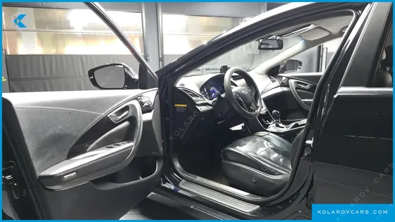 HYUNDAI GRANDEUR HG300 PREMIUM