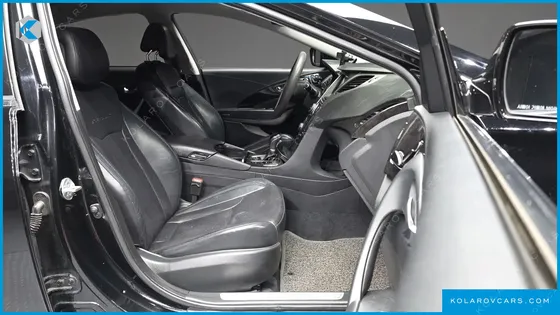 HYUNDAI GRANDEUR HG300 PREMIUM
