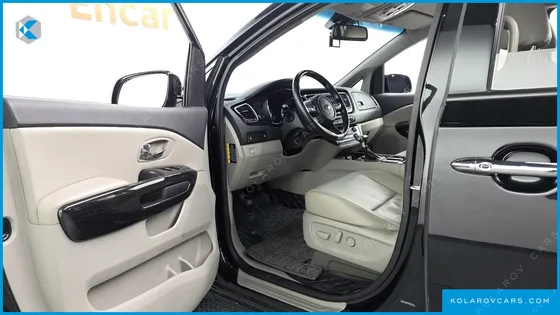 KIA CARNIVAL 9-SEATER PRSTIGE