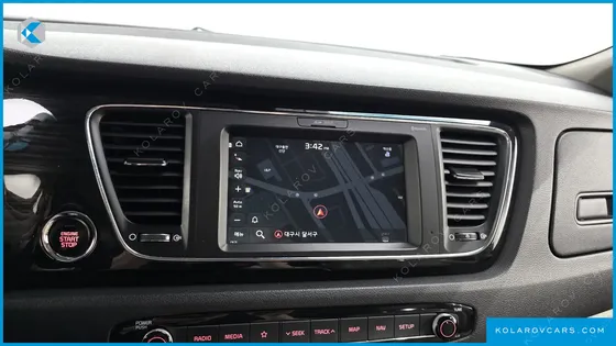 KIA CARNIVAL 9-SEATER PRSTIGE