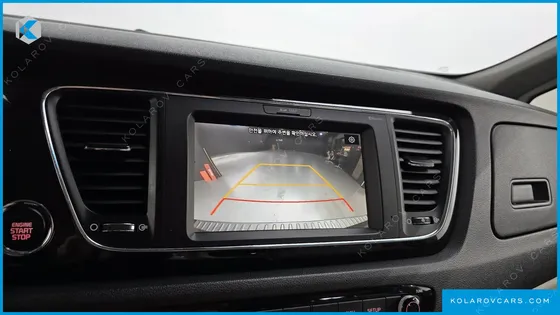 KIA CARNIVAL 9-SEATER PRSTIGE