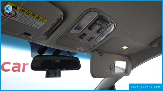 KIA CARNIVAL 9-SEATER PRSTIGE