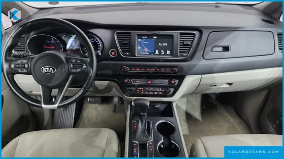 KIA CARNIVAL 9-SEATER LUXURY
