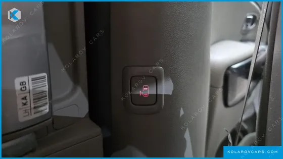 KIA CARNIVAL 9-SEATER NOBLESSE