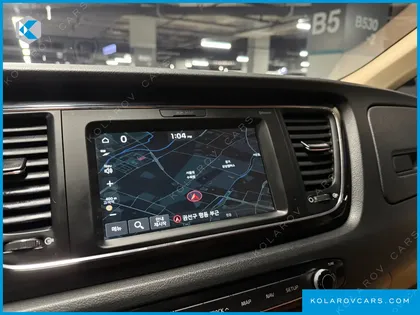 KIA CARNIVAL 9-SEATER PRSTIGE