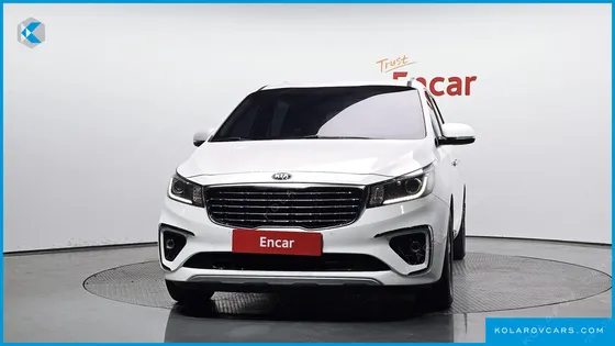 KIA CARNIVAL 9-SEATER LUXURY
