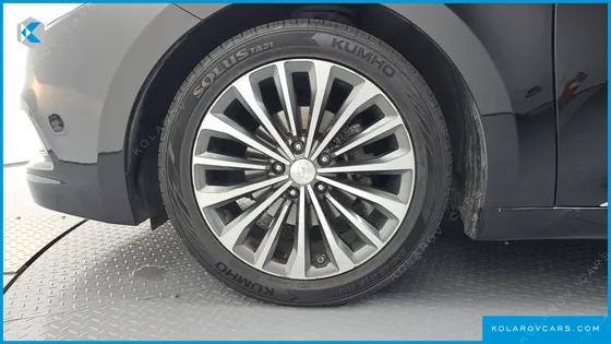 HYUNDAI GRANDEUR HG300 PREMIUM