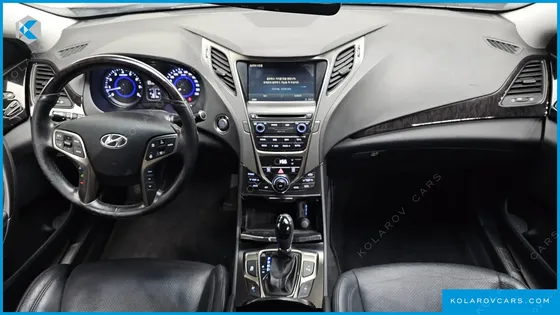 HYUNDAI GRANDEUR HG300 PREMIUM