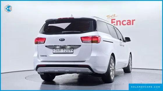 KIA CARNIVAL 9-SEATER PRESTIGE